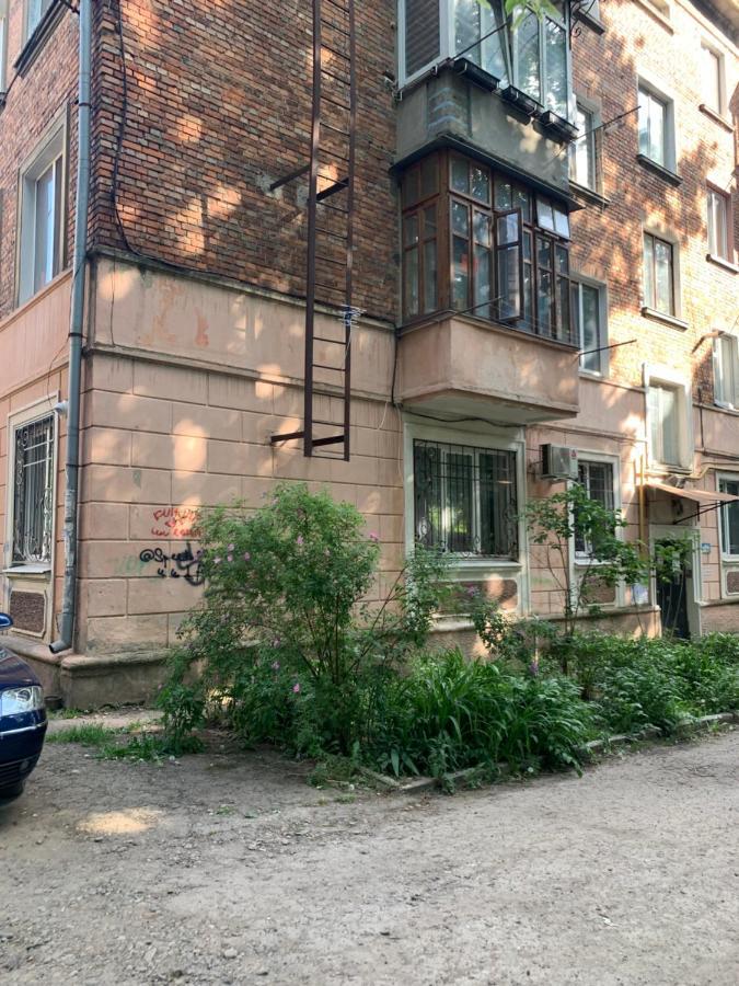 Appartement Vel Люкс à TTchernivtsi Extérieur photo